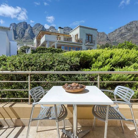 Backup-Powered Camps Bay Garden Apartment Cape Town Exterior photo